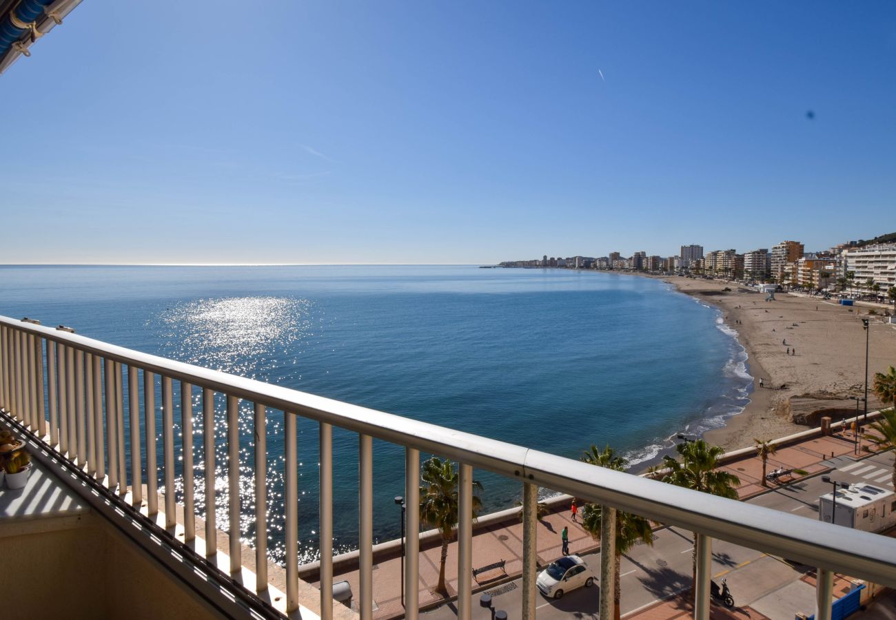 Apartamento en Fuengirola - Ref: 270 Apartamento en primera línea de playa en Torreblanca con impresionantes vistas al mar