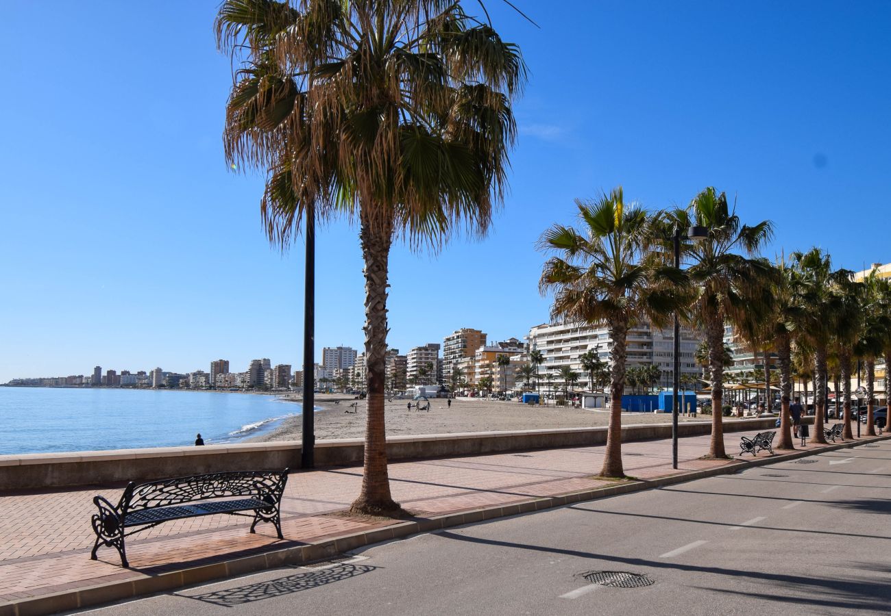 Apartamento en Fuengirola - Ref: 270 Apartamento en primera línea de playa en Torreblanca con impresionantes vistas al mar