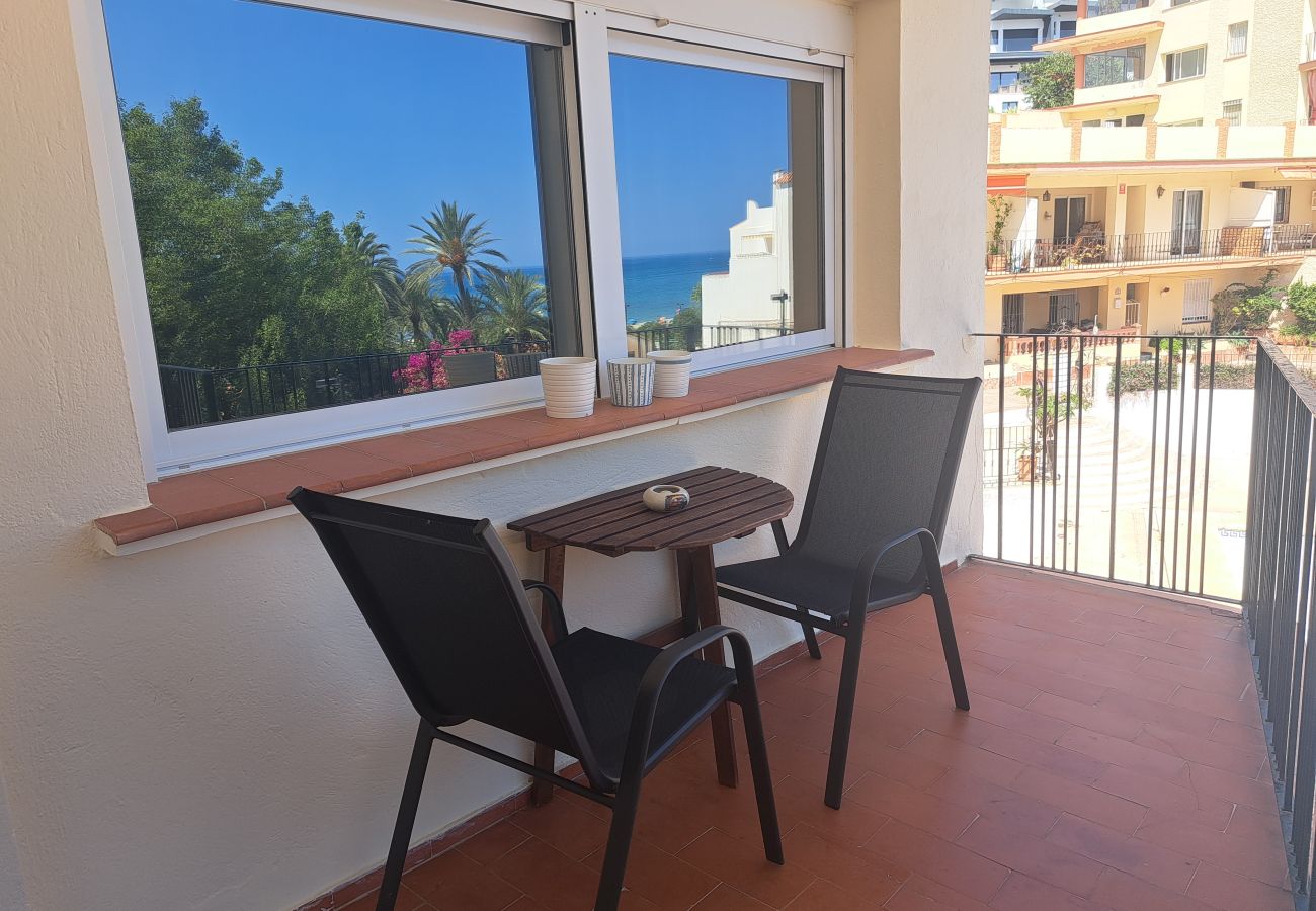 Apartamento en Fuengirola - Ref: 250 Moderno apartamento de 1 dormitorio con vistas  al mar