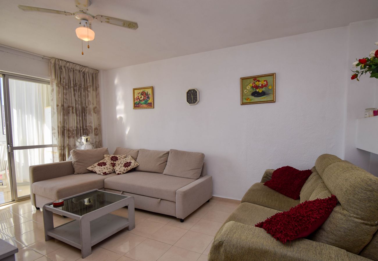 Apartamento en Fuengirola - Ref: 227 Apartamento en primera línea de playa con piscina y vistas al mar en Torreblanca