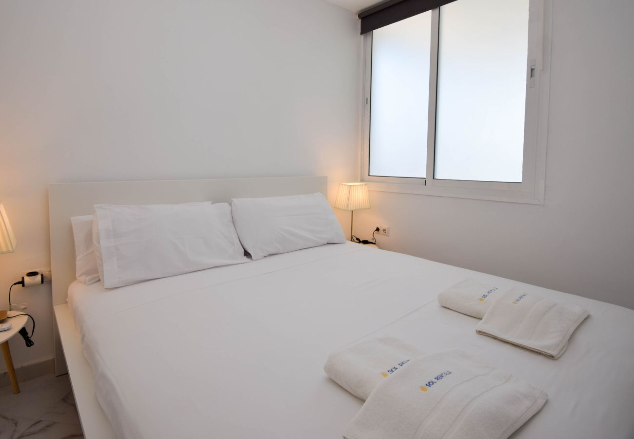 Apartamento en Fuengirola - Ref: 319 Moderno y céntrico apartamento de 1 dormitorio a pocos pasos de la playa en Fuengirola