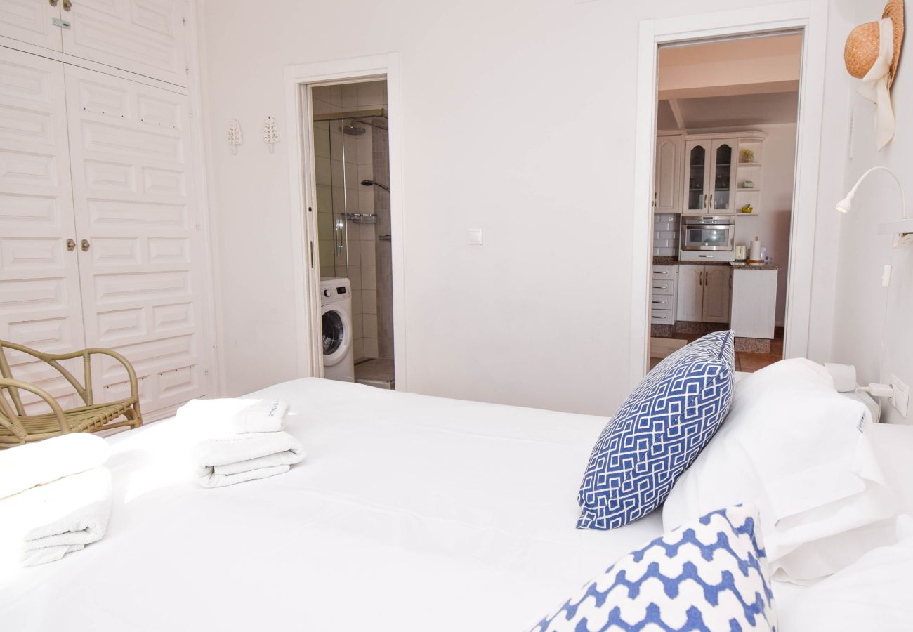 Apartamento en Fuengirola - Ref: 263 Apartamento con vistas al mar en segunda línea de playa en Torreblanca