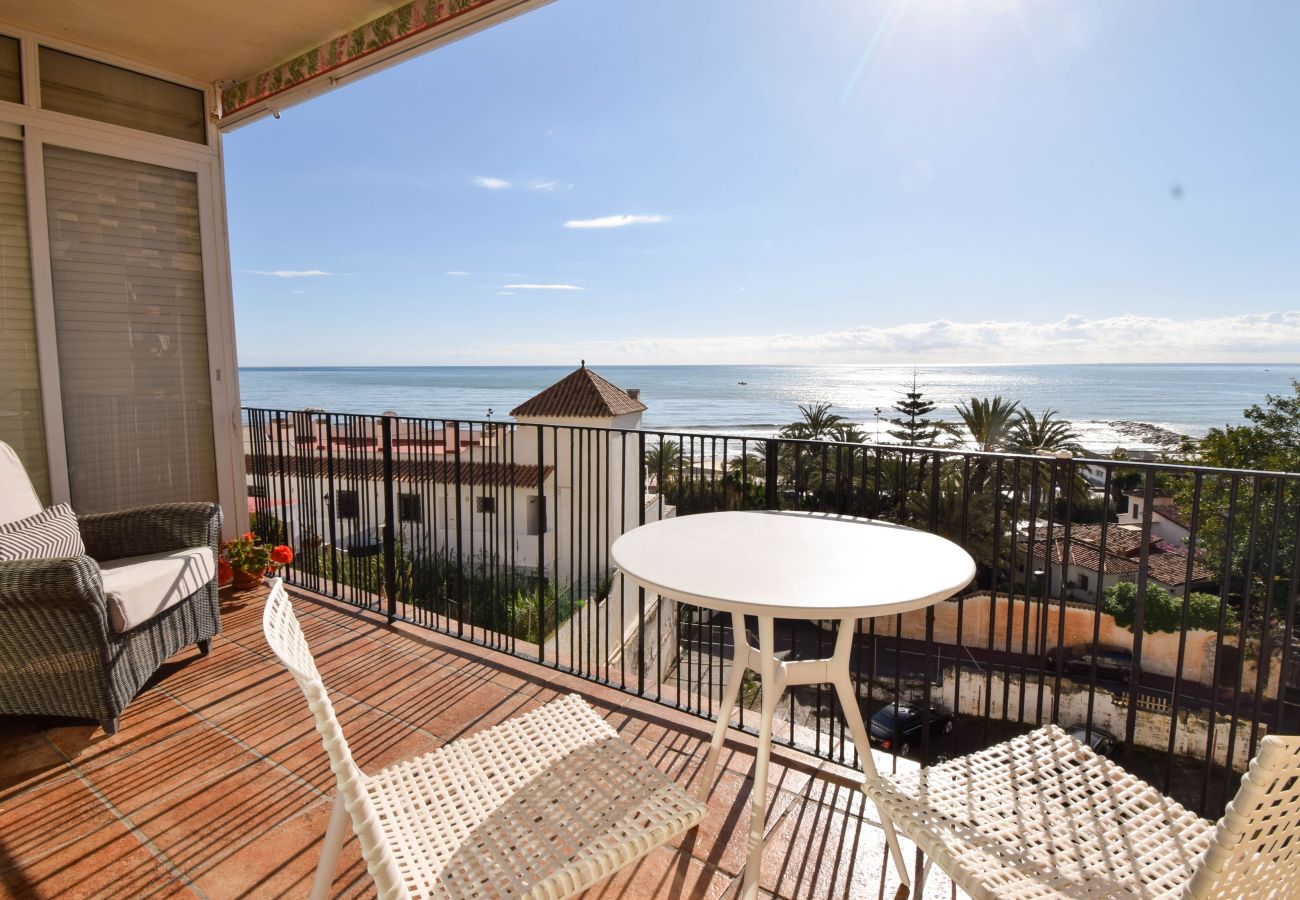 Apartamento en Fuengirola - Ref: 263 Apartamento con vistas al mar en segunda línea de playa en Torreblanca