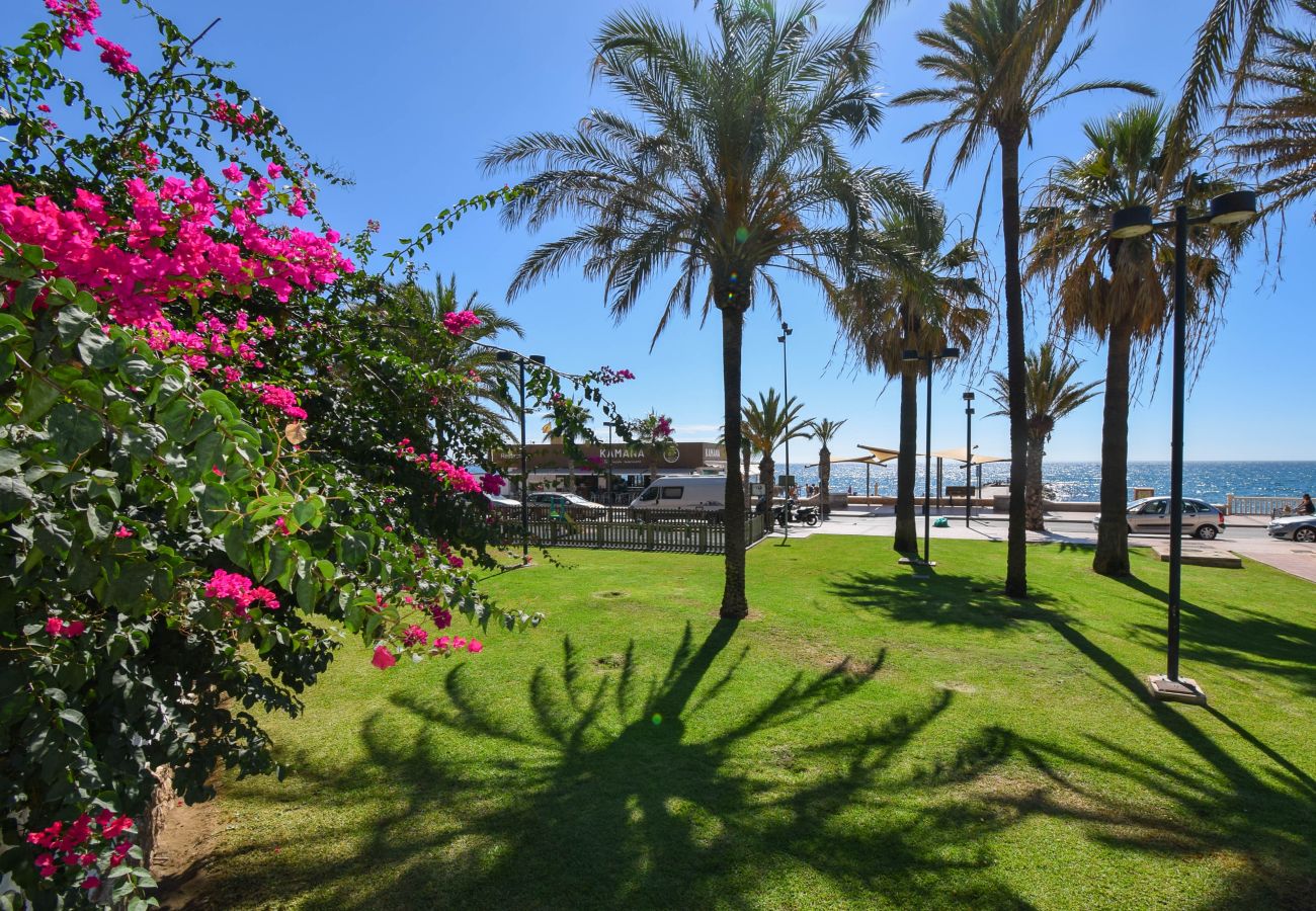 Apartamento en Fuengirola - Ref: 263 Apartamento con vistas al mar en segunda línea de playa en Torreblanca