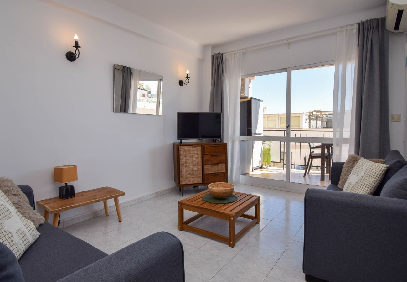 Apartamento en Fuengirola - Ref: 279 Apartamento en Los Boliches con amplio balcón y cerca de todos los servicios