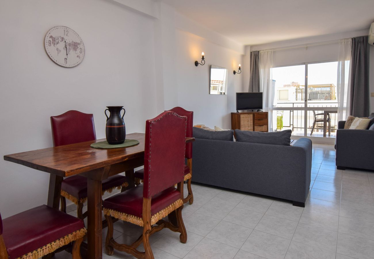 Apartamento en Fuengirola - Ref: 279 Apartamento en Los Boliches con amplio balcón y cerca de todos los servicios