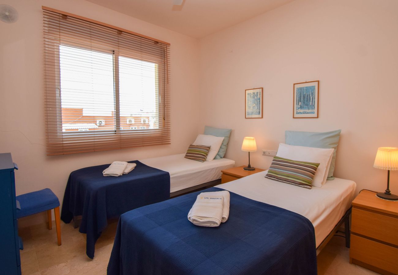 Lägenhet i Fuengirola - Ref: 295 Lägenhet med pool 2 min från stranden