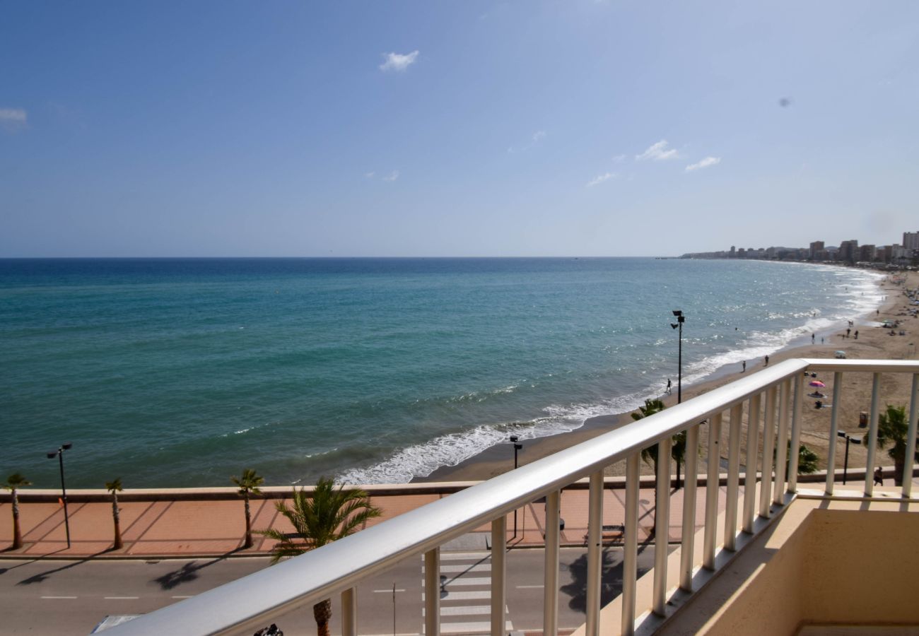 Lägenhet i Fuengirola - Ref: 311 Renoverad och modern hörnlägenhet vid stranden i Torreblanca