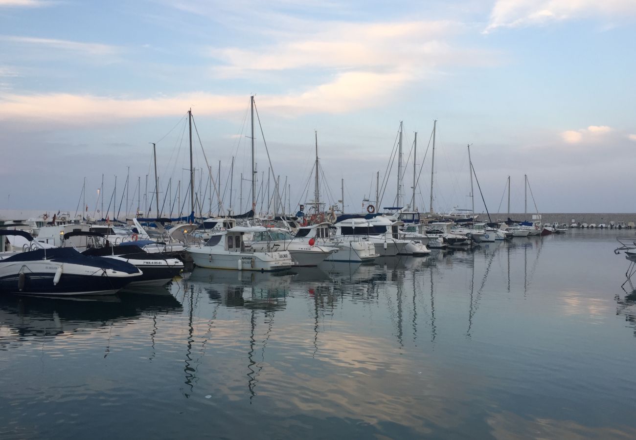 Lägenhet i Fuengirola - Ref: 319 Modern och central 2-rumslägenhet några steg från stranden i Fuengirola